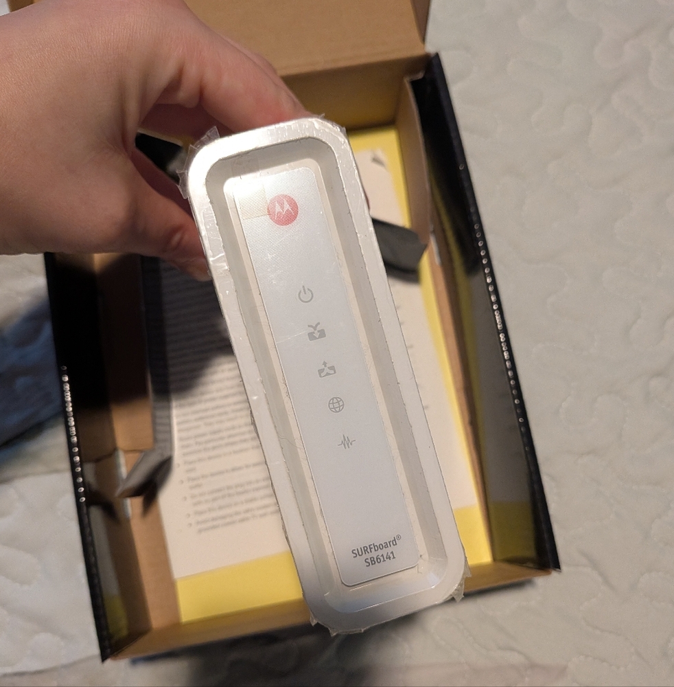 Motorola Cable Modem - Picture 6 of 6